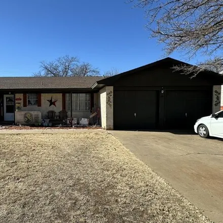 Buy this 3 bed house on 1485 Holiday Street in Plainview, TX 79072