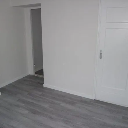 Rent this 1 bed apartment on Diepenbrockstraat 23 in 5654 GB Eindhoven, Netherlands