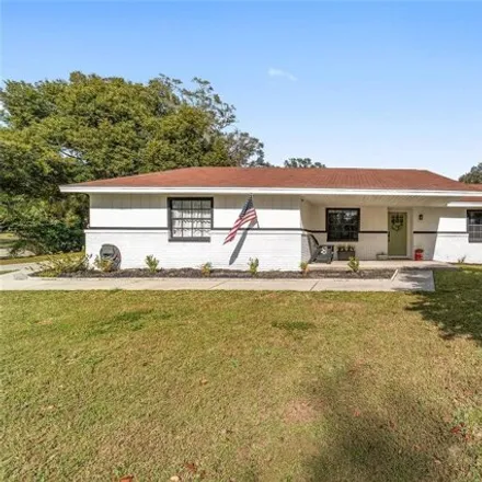 Buy this 3 bed house on 4215 Southeast 12th Place in Ocala, FL 34471