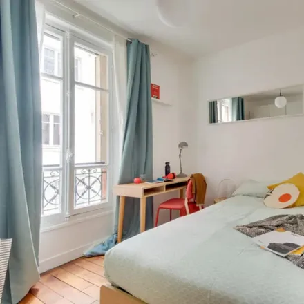 Rent this 4 bed room on 85 bis Avenue Gambetta in 75020 Paris, France