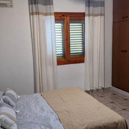 Rent this 2 bed townhouse on 30710 Los Alcázares
