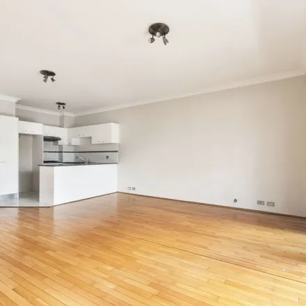 Rent this 3 bed apartment on 576 King Street in Newtown NSW 2042, Australia