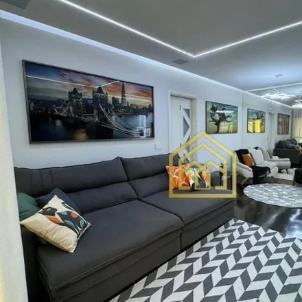 Buy this 4 bed apartment on Rua Manuel Hernandes Lopes in Anchieta, São Bernardo do Campo - SP