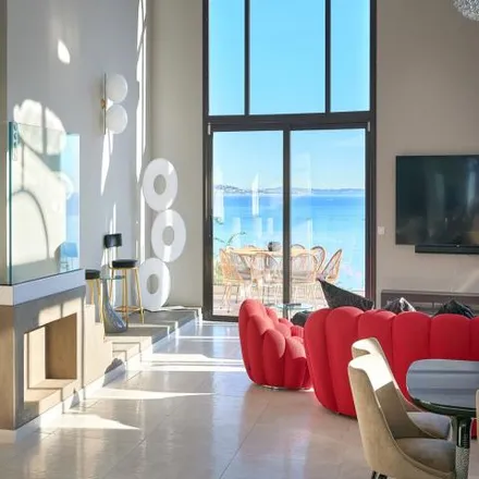 Image 5 - 7 Avenue Corniche d'Or, 06590 Théoule-sur-Mer, France - Apartment for sale