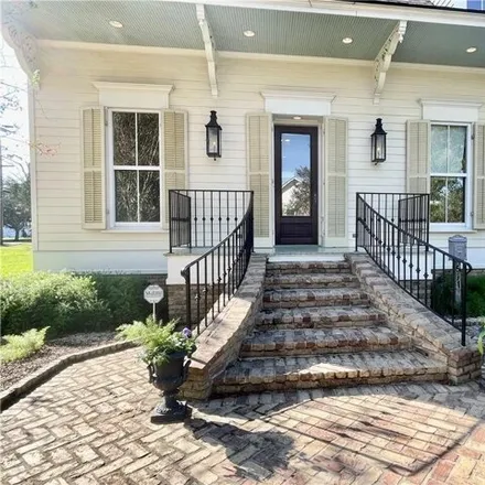 Image 2 - 5710 General Diaz Street, Lakeview, New Orleans, LA 70124, USA - House for sale