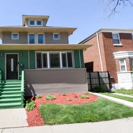 Buy this 3 bed house on 11 Thomas Street in Oak Park, IL 60302