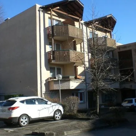 Rent this 3 bed apartment on TempoLogis in Chemin des Sétérées du Dessous, 38240 Meylan
