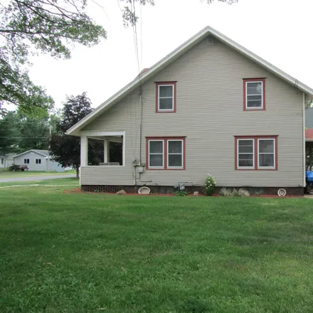 Image 2 - 201 8th Street, Brodhead, Green County, WI 53520, USA - House for sale