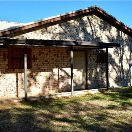 Image 5 - 1037 Virginia Street, Edna, TX 77957, USA - House for sale