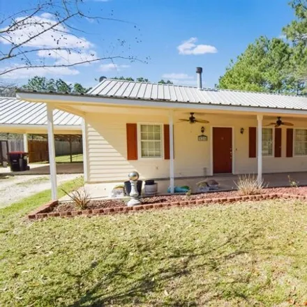 Buy this 3 bed house on 576 Ryan Road in Sour Lake, Hardin County