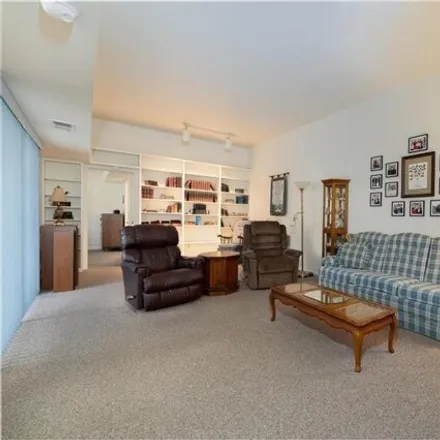 Image 3 - 2987 Whitemarsh Place, Lower Macungie Township, PA 18062, USA - House for sale