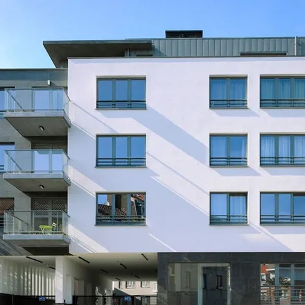 Rent this 3 bed apartment on Place de l'Amitié - Vriendschapsplein 9 in 1160 Auderghem - Oudergem, Belgium