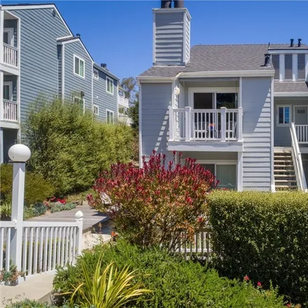 Buy this 2 bed condo on 160 Cypress Avenue in Cayucos, San Luis Obispo County