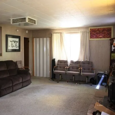 Image 4 - 296 Woodland Drive, Wofford Heights, Kern County, CA 93285, USA - House for sale