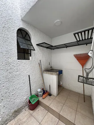 Image 7 - Calle Comerciantes, Arcos de Guadalupe, 45037 Zapopan, JAL, Mexico - House for sale