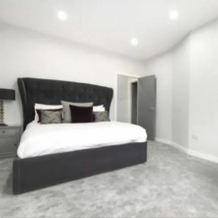 Image 6 - Clive Court, Maida Vale, London, W9 1SD, United Kingdom - Room for rent