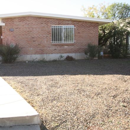 Rent this 3 bed house on 1632 East 9th Street in Tucson, AZ 85719
