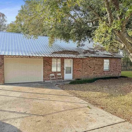 Buy this 3 bed house on 21086 Zachary-Slaughter Highway in Zachary, LA 70777
