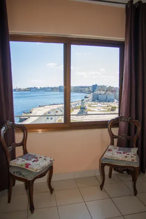 Image 2 - Cayo Hueso, HAVANA, CU - Apartment for rent