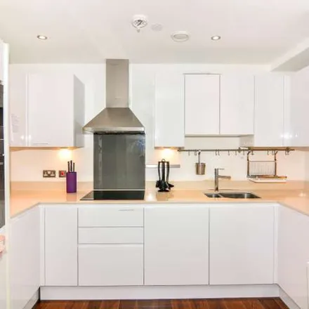 Rent this 5 bed apartment on 25 Lanterns Way in Millwall, London
