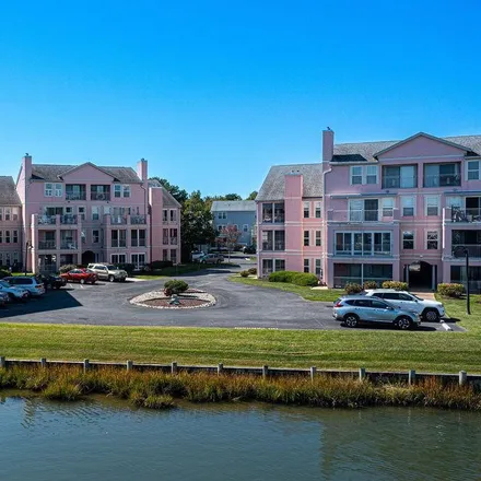 Buy this 1 bed condo on Pines Point Marina in Yacht Club Drive, Ocean Pines