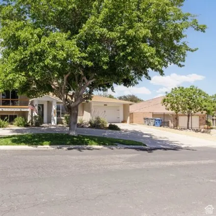 Buy this 4 bed house on 1766 Shivwits Drive in Saint George, UT 84790