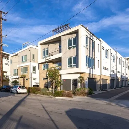 Image 2 - 1207 Avenue 56, Los Angeles, CA 90042, USA - House for sale