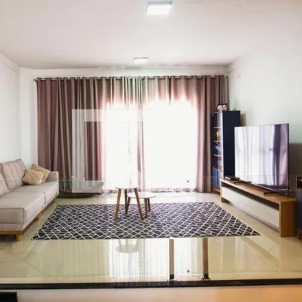 Buy this 3 bed house on Rua Irlanda in Parque Novo Oratório, Santo André - SP