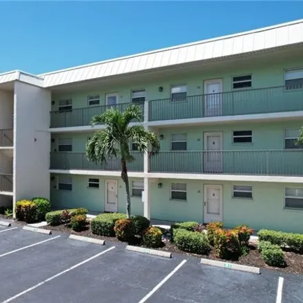 Image 5 - 9200 Midnight Pass Rd Apt 21, Sarasota, Florida, 34242 - Condo for rent