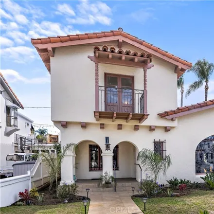 Buy this 5 bed house on 276 Argonne Avenue in Long Beach, CA 90803