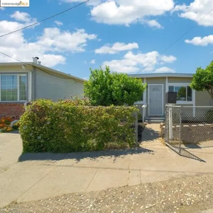 Buy this 2 bed house on 1467 25th Street in Richmond, CA 94806