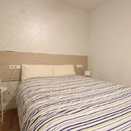Rent this 1 bed apartment on Plaza de Luca de Tena in 28045 Madrid, Spain
