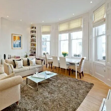 Image 2 - 16 Grenville Place, London, SW7 4SA, United Kingdom - Room for rent