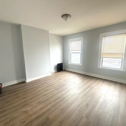 Image 2 - 249 Griffith Street, Jersey City, NJ 07307, USA - Apartment for rent