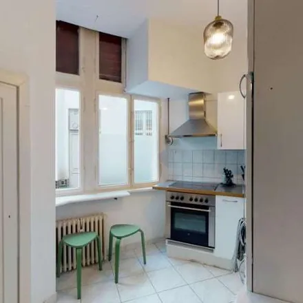 Rent this 1 bed apartment on Schmuck Atelier in Giesebrechtstraße, 10629 Berlin