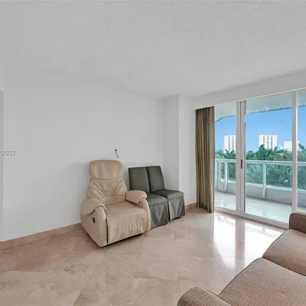Rent this 3 bed apartment on 21205 Yacht Club Drive in Aventura, Aventura
