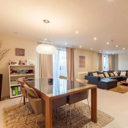 Rent this 2 bed apartment on 39 Camden Road in London, NW1 9EA