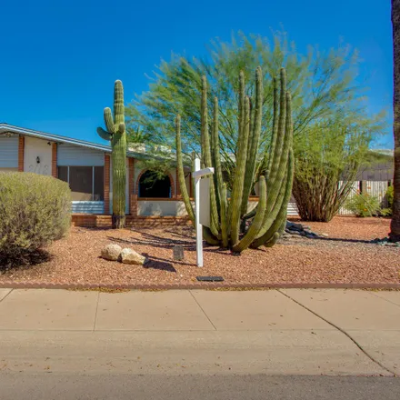 Buy this 4 bed house on 2112 East Greenway Drive in Tempe, AZ 85282