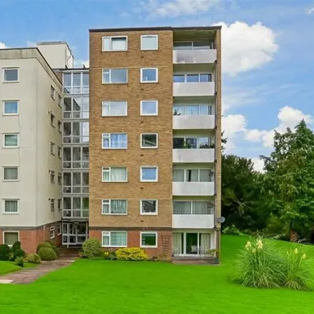 Buy this 1 bed apartment on Ferndale Close in Royal Tunbridge Wells, TN2 3RW
