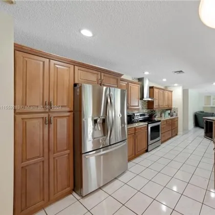Image 8 - 9290 Northwest 2nd Street, Coral Springs, FL 33071, USA - House for sale