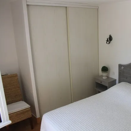 Rent this 1 bed apartment on Route de Saint-Pierre de Vassols in 84330 Modène, France