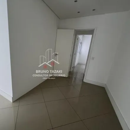 Buy this 4 bed apartment on Rua Almeida Torres 109 in Aclimação, São Paulo - SP
