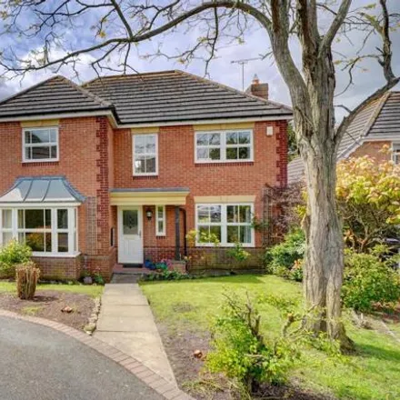 Buy this 4 bed house on 38 Clyde Avenue in Evesham, WR11 3FE