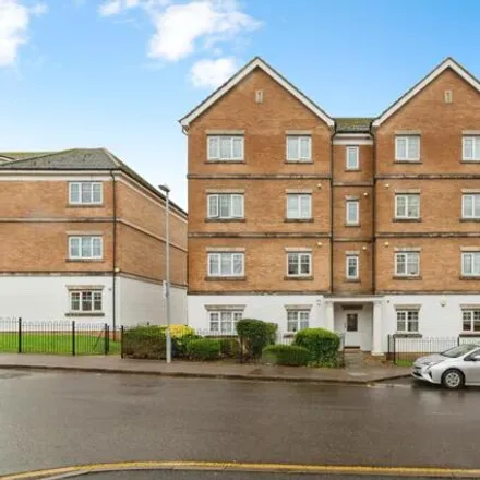 Buy this 2 bed apartment on Edgware Community Hospital in A5, Burnt Oak