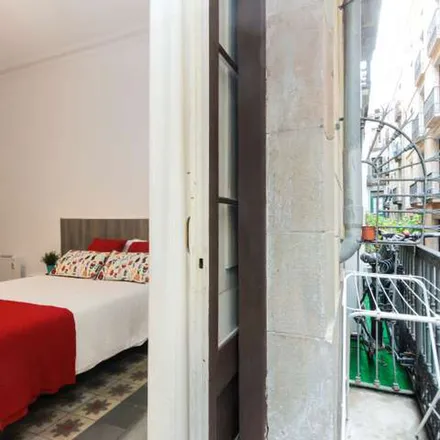 Image 4 - Sant Jaume, Carrer del Beat Simó, 08001 Barcelona, Spain - Apartment for rent
