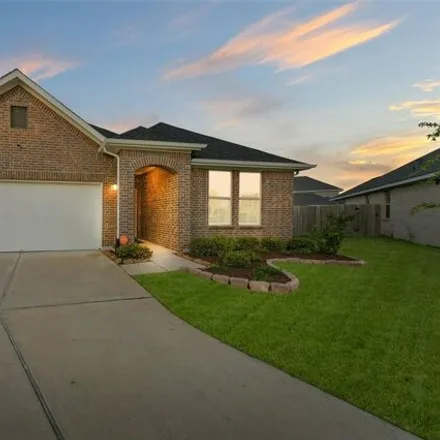 Buy this 4 bed house on Divot Trace in Fort Bend County, TX 77441