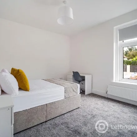 Rent this 3 bed apartment on 17 Woodside Road in Kingswood, BS15 8BH