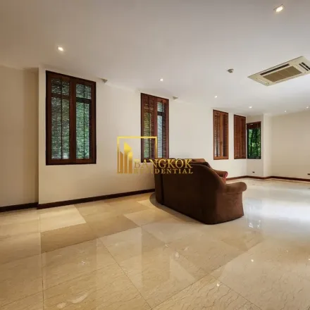 Image 2 - Coral Group, 28, Soi Sukhumvit 39, Vadhana District, 10110, Thailand - Apartment for rent