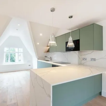 Rent this 3 bed room on 24 Lambolle Road in Primrose Hill, London