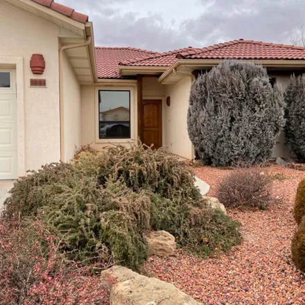 Rent this 3 bed house on Westview Drive in Page, AZ